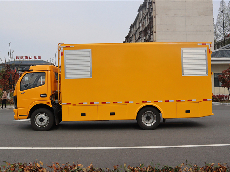 东风大多利卡电源车